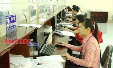 Bộ phận tiếp nhận hồ sơ và trả kết quả Văn phòng một cửa điện tử huyện Chơn Thành