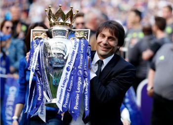 
Conte đã có danh hiệu vô địch đầu tiên cùng Chelsea. Ông là huấn luyện viên thứ ba vô địch cùng Chelsea ở kỷ nguyên Premier League, sau Mourinho và Ancelotti
