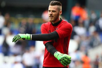 C.Ronaldo không muốn De Gea tới Real Madrid