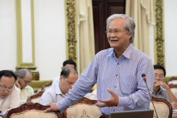 'Sạp kế bên ngâm chất tẩy trắng, tui không ngâm làm sao bán?' 