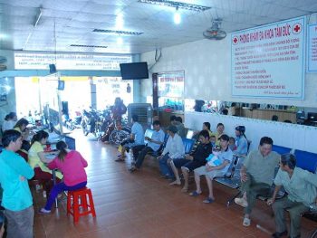 Bị đề nghị thanh tra, phòng khám kêu cứu - ảnh 1