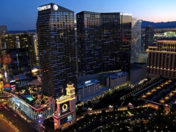 10 khách sạn ‘sang chảnh’ nhưng không quá đắt ở Las Vegas