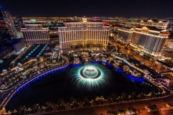 10 khách sạn ‘sang chảnh’ nhưng không quá đắt ở Las Vegas