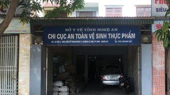 Chi cục trưởng vướng nghi vấn sinh con thứ tư xin từ chức 