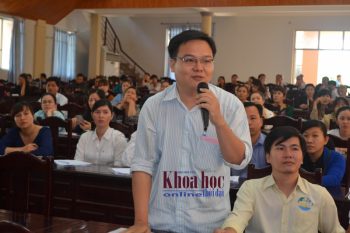 Đại diện doanh nghiệp huyện Chơn Thành phát biểu ý kiến