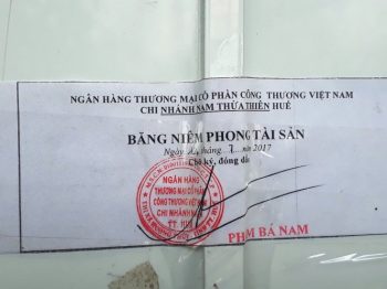 Một trường phổ thông bị ngân hàng niêm phong 24/46 phòng học 