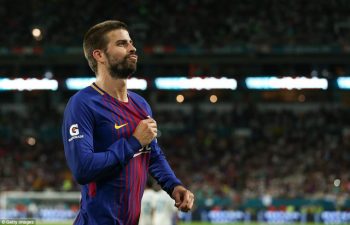  Người hùng Pique với bàn thắng ấn định tỷ số 3-2 ở phút 50 