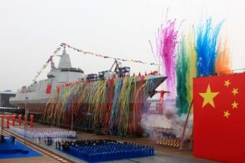 Trung Quốc đóng tàu chiến như gà đẻ trứng 