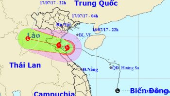 Bão số 2 vào sát bờ, các tỉnh Bắc Trung Bộ mưa to 