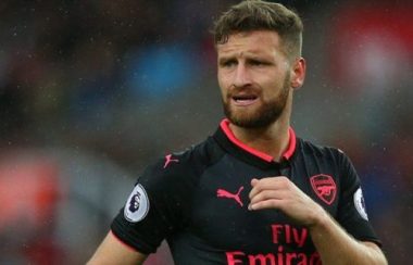 Mustafi sắp sang Inter?