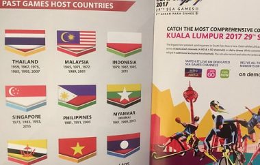 Quốc kỳ Indonesia bị in ngược trong quyển sổ lưu niệm về SEA Games, do chủ nhà Malaysia phát hành