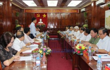 Ông Lê Thành Long - Bộ trưởng Bộ Tư pháp phát biểu chỉ đạo tại buổi làm việc
