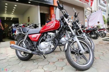 Con tay co dien Suzuki GN125-2F 2017 dau tien ve Ha Noi hinh anh 2