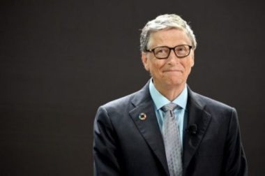 Tỉ phú Bill Gates đầu tư 1,7 tỉ USD cho giáo dục - Ảnh 1.