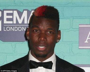 Ba anh em Pogba quay tung bung tai le trao giai am nhac hinh anh 2