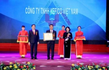 Vinh danh 74 doanh nghiệp vì người lao động năm 2017 - Ảnh 2.