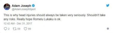 Va cham manh o vung dau, Lukaku phai tho oxy roi san hinh anh 5