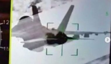 Hình ảnh tiêm kích Nga 'khóa mục tiêu' chiến cơ Mỹ gây bão mạng