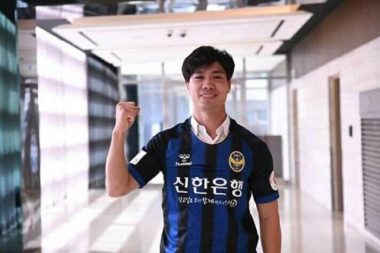 cong phuong ghi ban trong ngay ra mat incheon united hinh anh 1