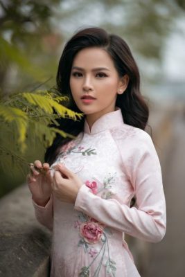 "thanh nu mi go" phi huyen trang mat tien ti de di lai sau tai nan liet nguoi hinh anh 4