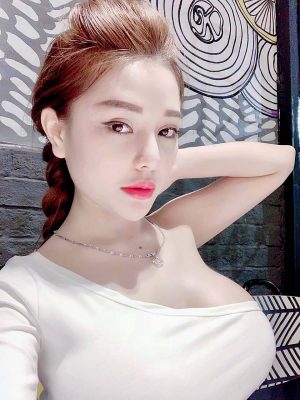 my nhan gay xon xao san bay tan son nhat chi tram trieu "tu sua" vong 1 gan 1m hinh anh 3