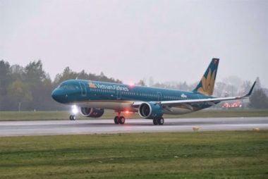 vietnam airlines uu dai hanh trinh noi dia nhan dip ky niem 88 nam ngay thanh lap doan tncs ho chi minh hinh anh 1