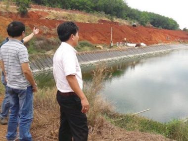 Doanh nghiệp chế biến cao su tỉnh Bình Phước: Sốt xình xịch với án “buộc dừng hoạt động”