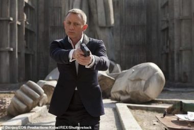 Daniel Craig muá»n tá»« giÃ£ James Bond trong hÃ o quang  - 3