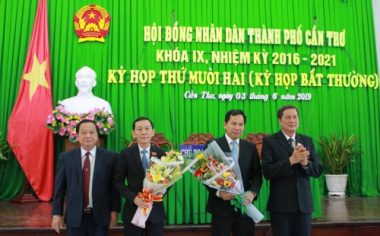ong le quang manh duoc bau lam chu tich ubnd tp.can tho hinh anh 2