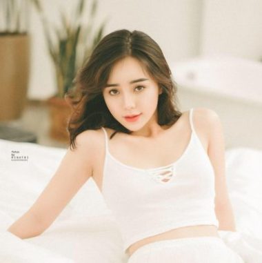 style goi cam khien dan ong viet chet met cua &quot;7 co gai vang trong lang tieu tam&quot; hinh anh 6