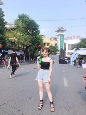 nu cong nhan dep "don tim" dan mang, nhan sac that con bat ngo hon hinh anh 9