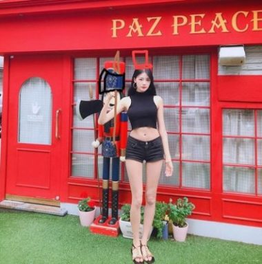 nang nong, chi em lai mac quan 15cm tung hoanh, thieu dot pho xa chau a hinh anh 10