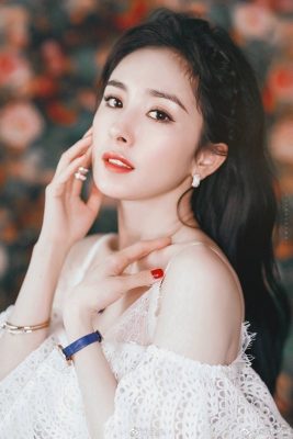 nhung co gai duoc dan trung quoc ca ngoi &quot;liec mot cai la nghieng thanh&quot; hinh anh 8