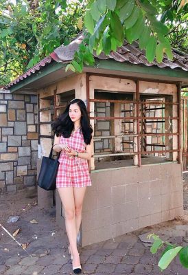 phong cach goi cam cua 3 hot girl viẹt len bao nuoc ngoai vi vong 1 an tuong hinh anh 8