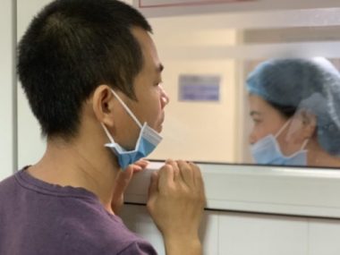 Nghiệt ngã gia đình ung thư máu chăm nhau trong đói nghèo - 4