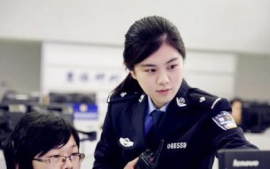qua khu kho ngo cua nu quan nhan &quot;gay sot&quot; mang: tung la nguoi mau noi y hinh anh 17