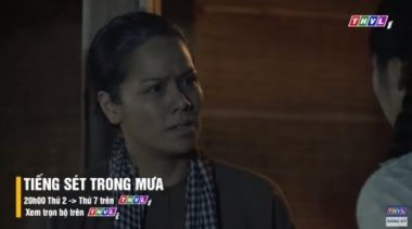 'Tiếng sét trong mưa' tập 38: Thị Bình tát con gái, ngăn cấm chuyện yêu anh trai
