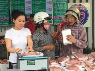 'Bão giá biến thịt heo thành đặc sản, đắt hơn thịt bò' Ảnh 3