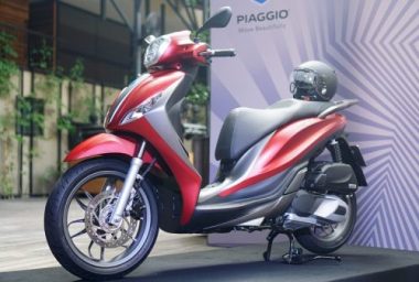 Giá trên 70 triệu, chọn Honda SH 2020 hay Piaggio Medley?