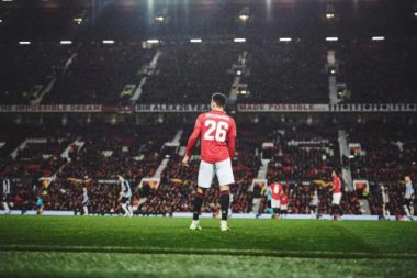 MU tăng tốc, Solskjaer phải tin vào Greenwood