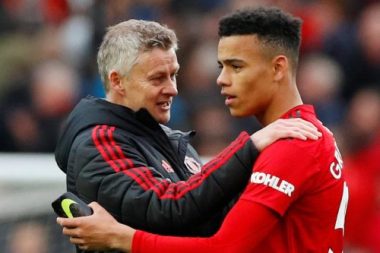 MU tăng tốc, Solskjaer phải tin vào Greenwood