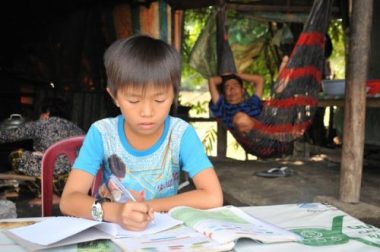 Người mẹ nghèo bán nhà Đại đoàn kết sống lay lắt gầm cầu thang bệnh viện để cứu con trai - 5