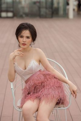 8 vu on ao clip nong, cuong dam nam 2019 gay rung dong: van mai huong, ngan 98... hinh anh 10