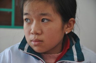 Bé gái 10 tuổi mồ côi cha: Mẹ ơi! mẹ đừng chết nhé - 2