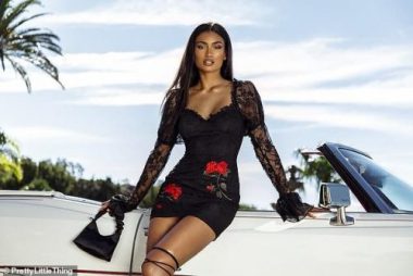 Sắc vóc nóng bỏng của người mẫu cao 1m80 Kelly Gale Ảnh 10