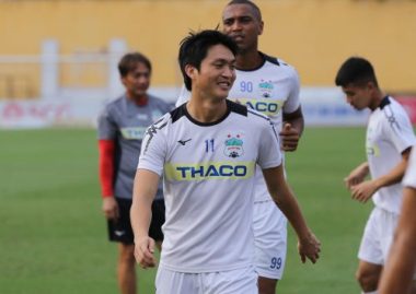 tin sang (4/4): bau duc bao tin vui cho "ronaldinho viet nam" va hagl hinh anh 1