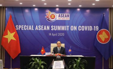 ASEAN cam kết hợp tác chiến thắng đại dịch COVID-19 - Ảnh 1.