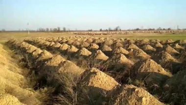 Thành phố ở Ukraina đào sẵn hàng trăm mộ để cảnh báo dân về Covid-19