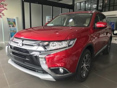 Xe SUV tháng 3: Toyota Fortuner bật tăng, Ford Everest ế ẩm