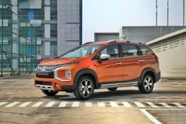 SUV 600 triệu, chọn Suzuki XL7 hay Mitsubishi Xpander Cross?